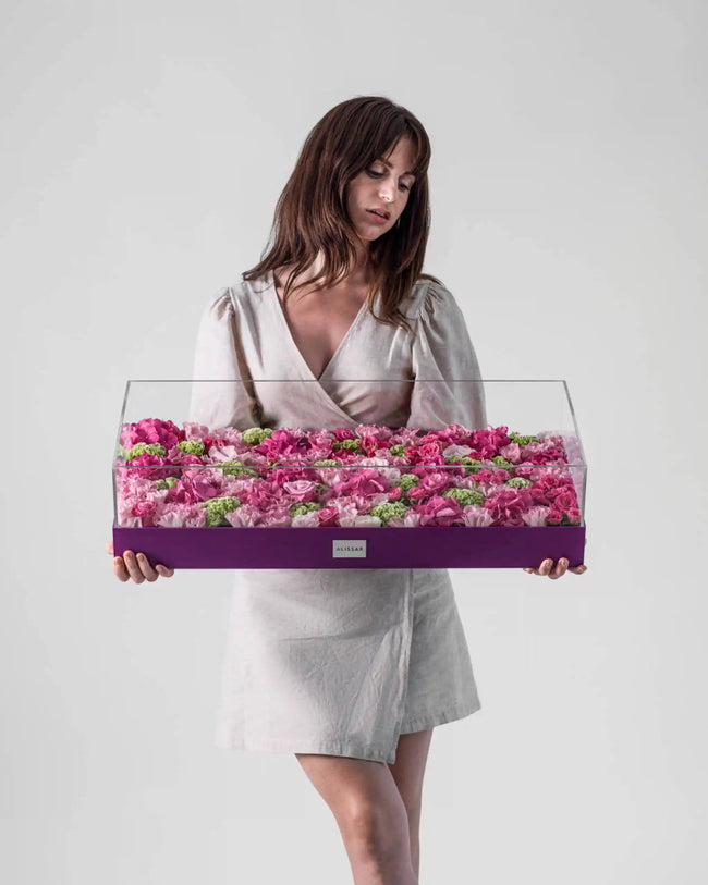 Dreamscape in a Box - Alissar Flowers Dubai