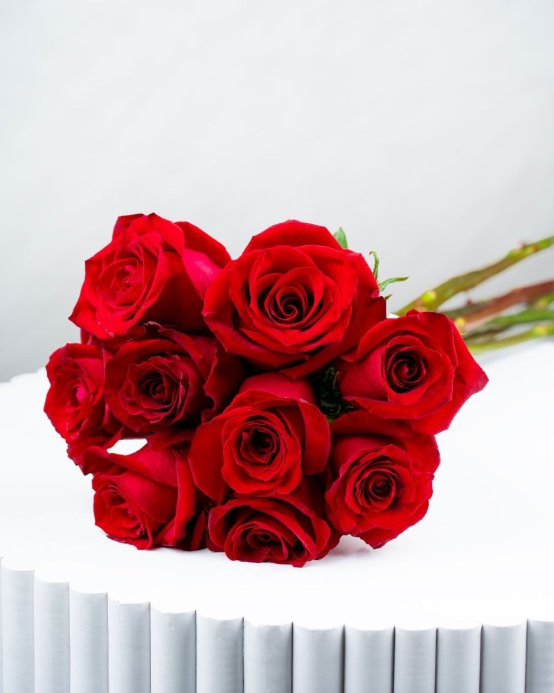 9 Roses - Alissar Flowers: AE
